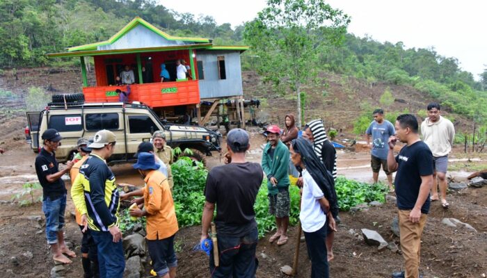 Bupati Soppeng Berkebun di Desa Umpungeng untuk Promosikan Pertanian Sayuran