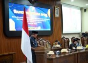 Bupati Soppeng Beri Penjelasan dan Sampaikan LKPJ Kepala Daerah 2023 dalam Rapat DPRD